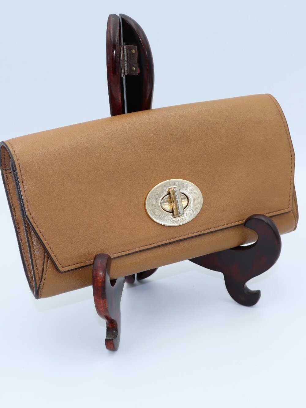 Coach New York Tan Leather Turnlock Clutch Wallet Caramel Brown Gold Hardware
